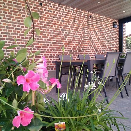 Vakantiewoning Mierzicht Met Prive Wellness Haspengouw Boekhout Екстериор снимка